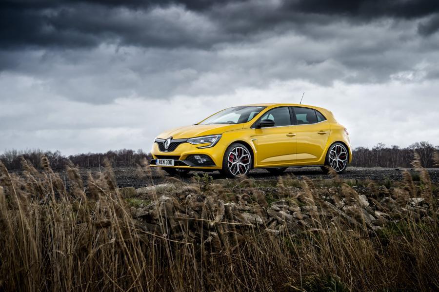  Renault Megane R.S. 300 Trophy 2019 года  (UK) (фото 17 из 40)